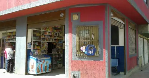 TIENDA Y LLAMADAS CARRERA 81B CON 8 TIENDA Y LLAMADAS CARRERA 81B CON 8